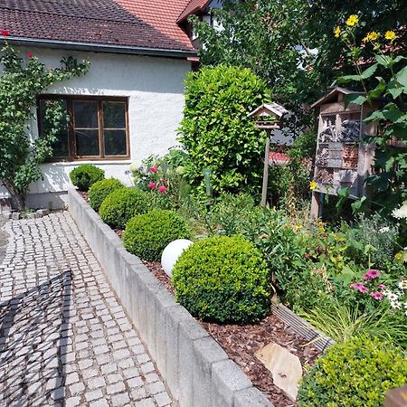 Kleines Bauernhaus Mit Nostalgischem Flair Villa Rheinhausen Exteriör bild